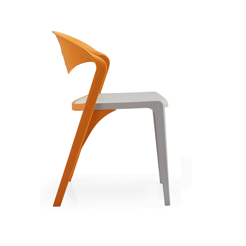 Unmatched Style and Comfort in Lounge Chairs